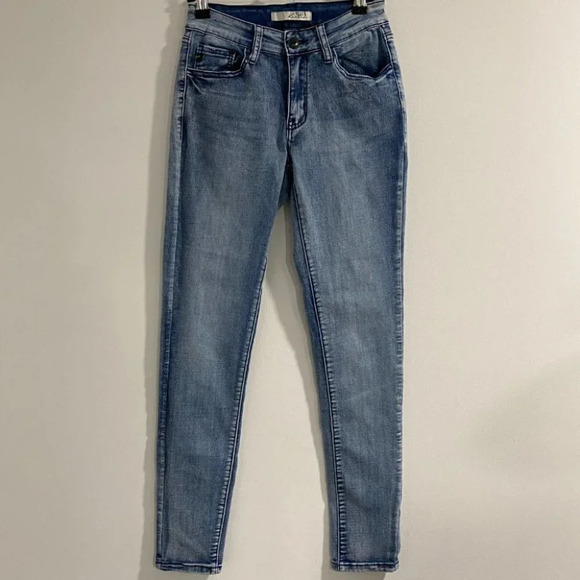 KanCan Distressed Skinny 3/25 Dark Wash Jeans - Picture 1 of 6